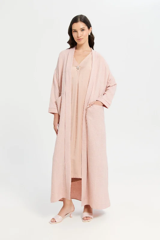 Woman Pink Kaftan Dress Metallic unclassified dresses